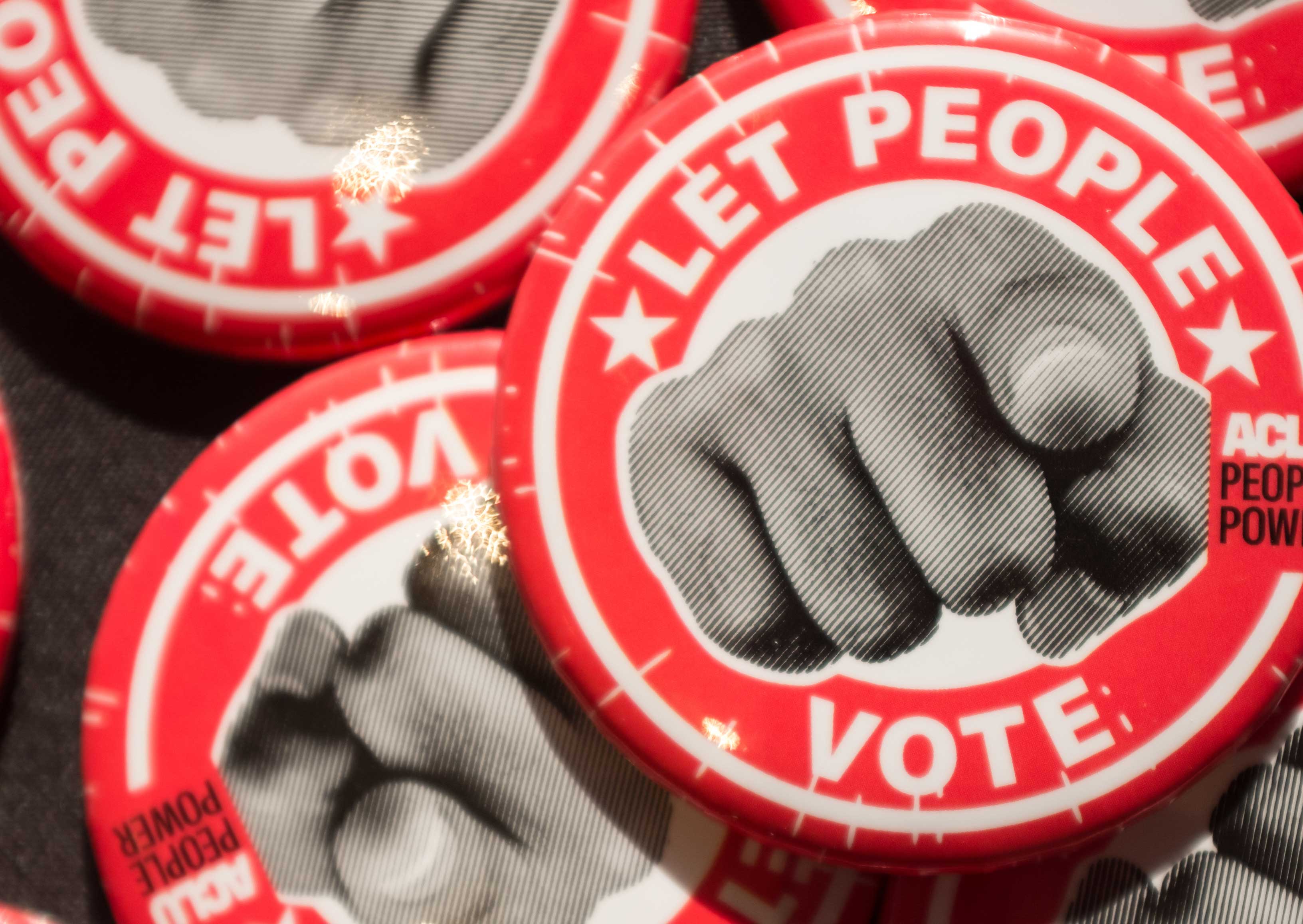 "Let People Vote" buttons