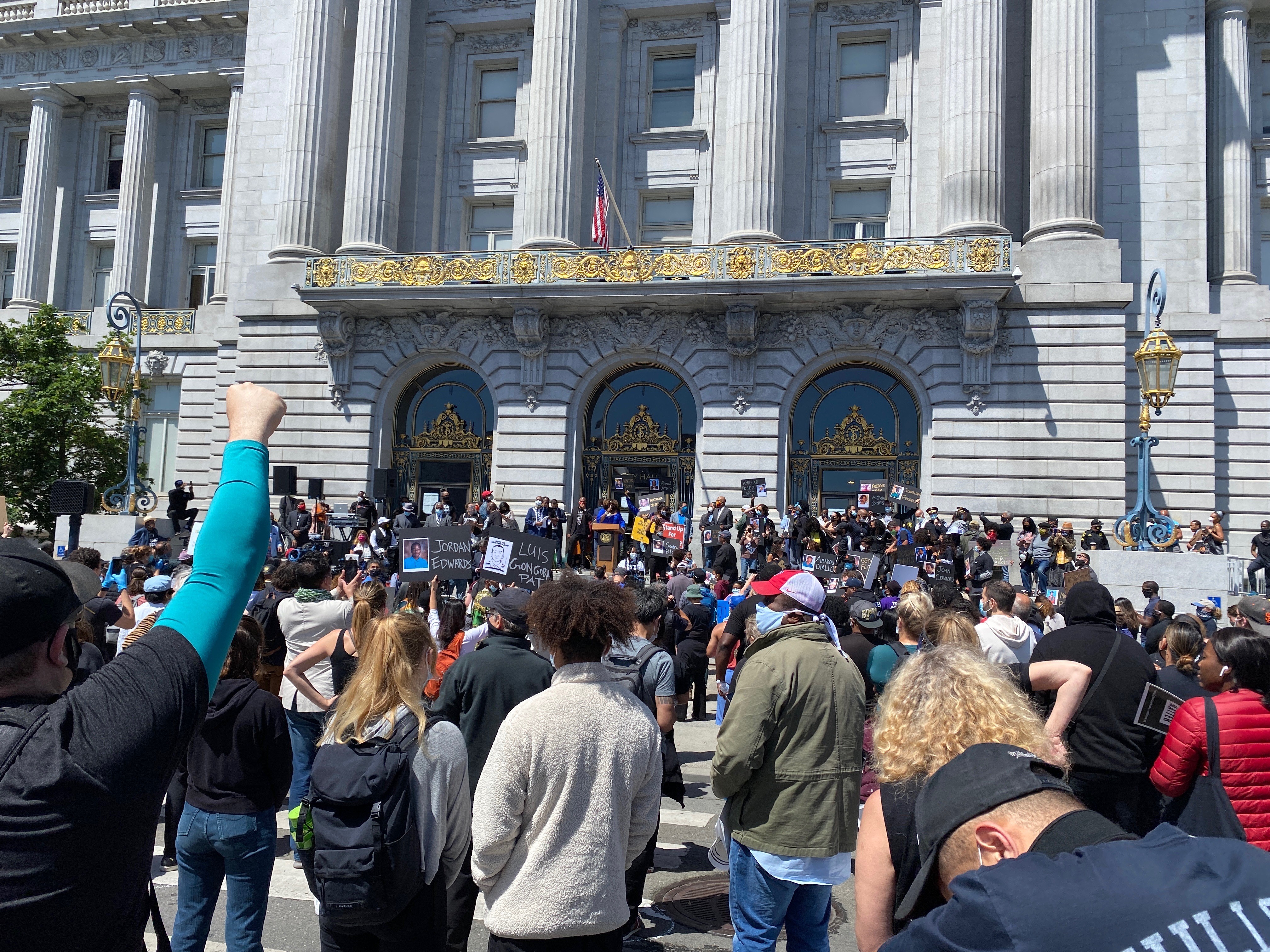 People peaceably protesting the murder of George Floyd