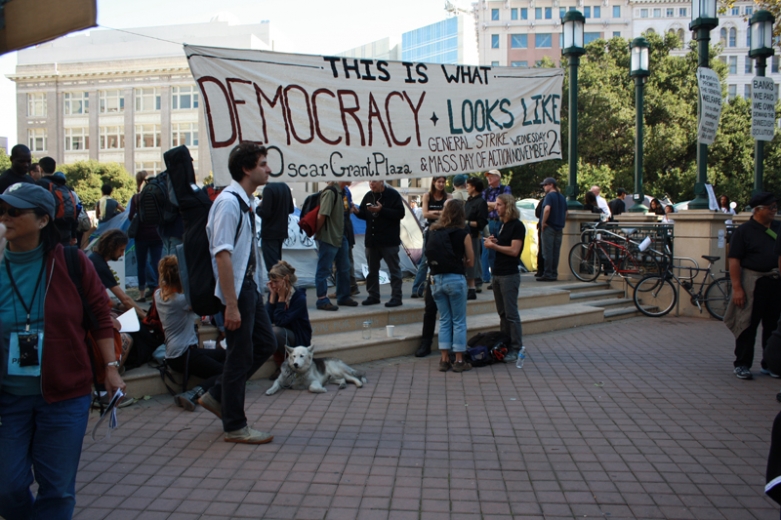 Occupy Oakland - this is what democracy looks like