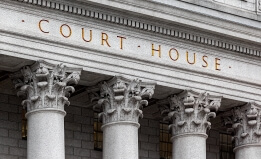 Photo of the exterior of a courthouse 