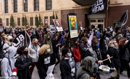 Crowd rallies for George Floyd on the day of Derek Chauvin's murder trial