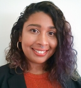 Faride Headshot 2