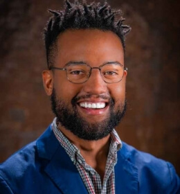 Headshot of Stephen WIlson